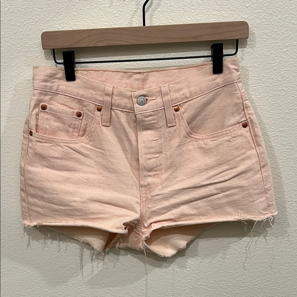 Women's Pink Levi Shorts